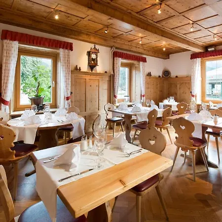 Bellaval Hotel Scuol