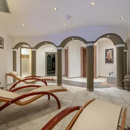 Hotel Bellaval Scuol