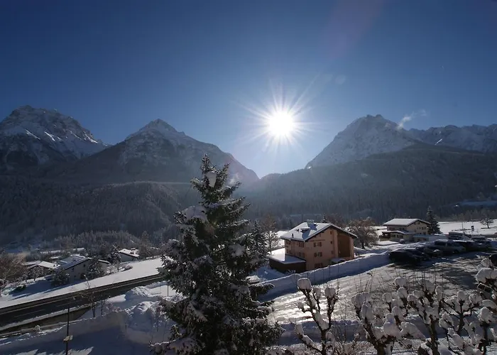 Bellaval Szálloda Scuol