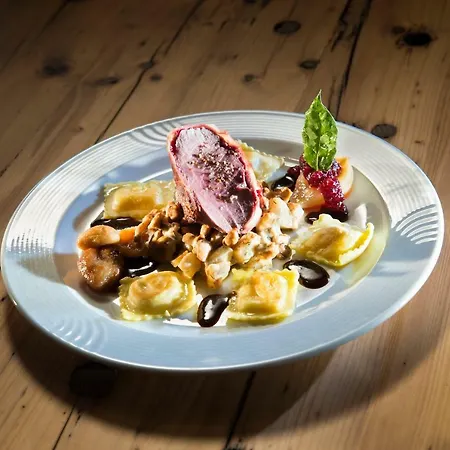 Bellaval Отель 3*