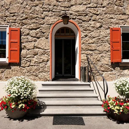 מלון Bellaval סקואול